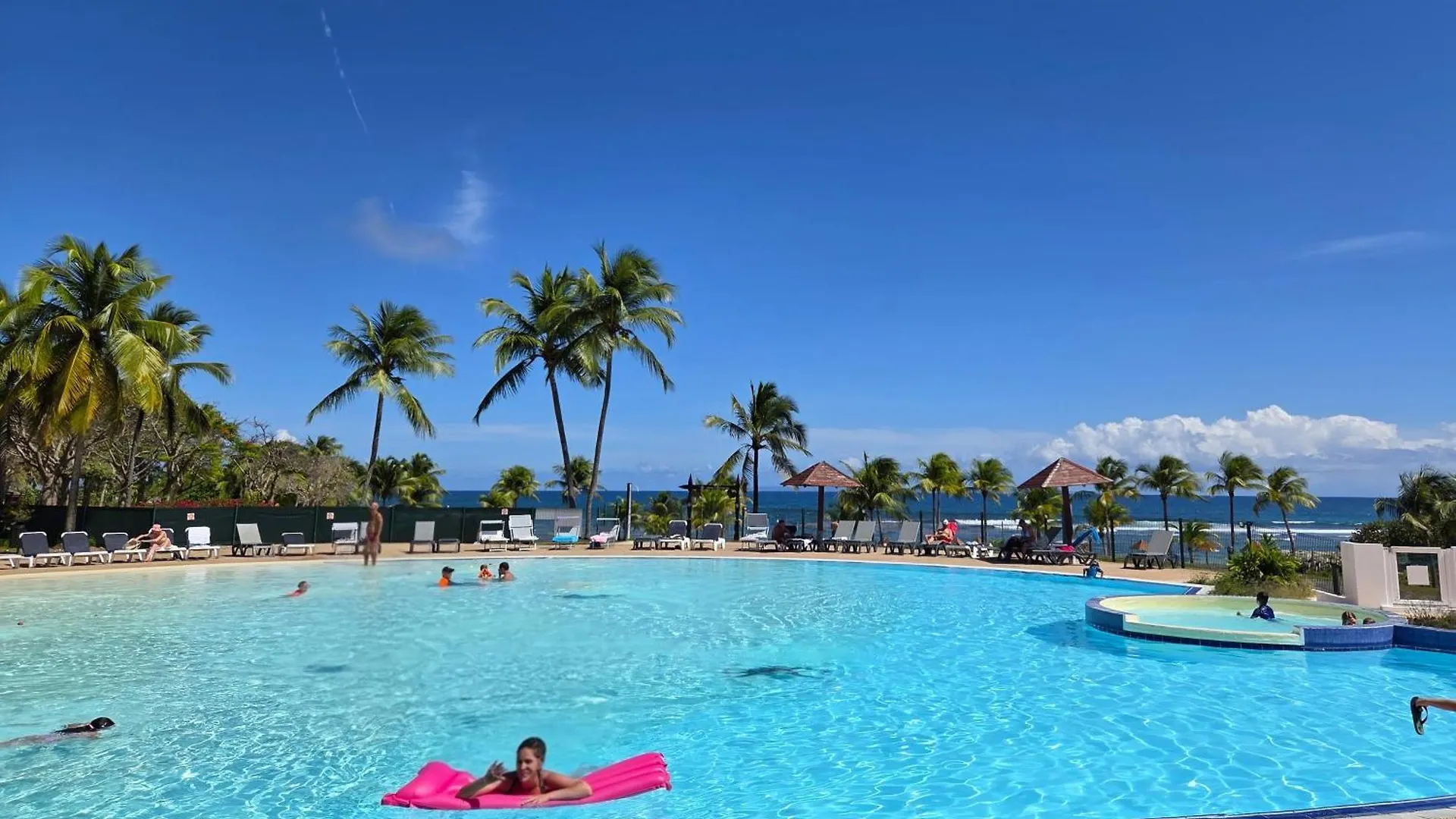Апартаменты Studios Angoreva Vue Mer - Cote Plage Ou Jardin - Village Vacances - Sainte-Anne Guadeloupe Courcelles
